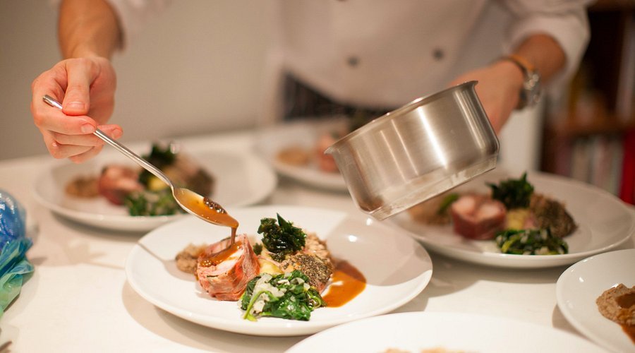 La Belle Assiette France: Why Booking a Private Chef is the Ultimate Dining Experience